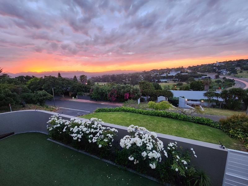 5 Bedroom Property for Sale in Welgemoed Western Cape